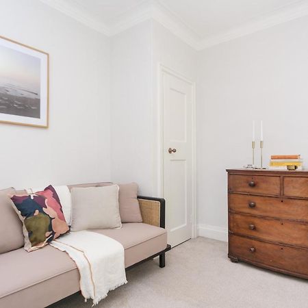 Beautifully Presented Centrally Located Studio Apartment London Exterior photo