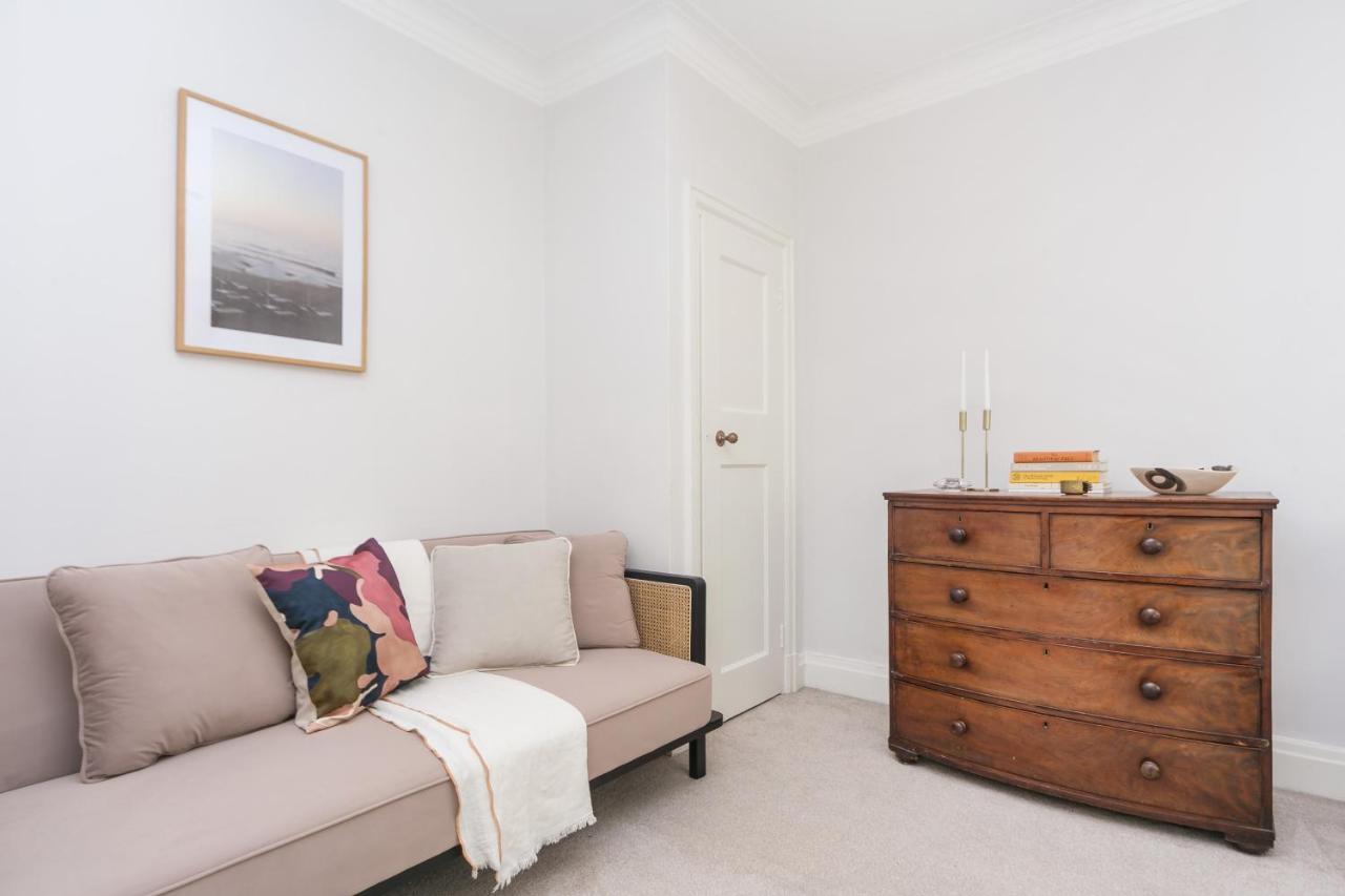 Beautifully Presented Centrally Located Studio Apartment London Exterior photo