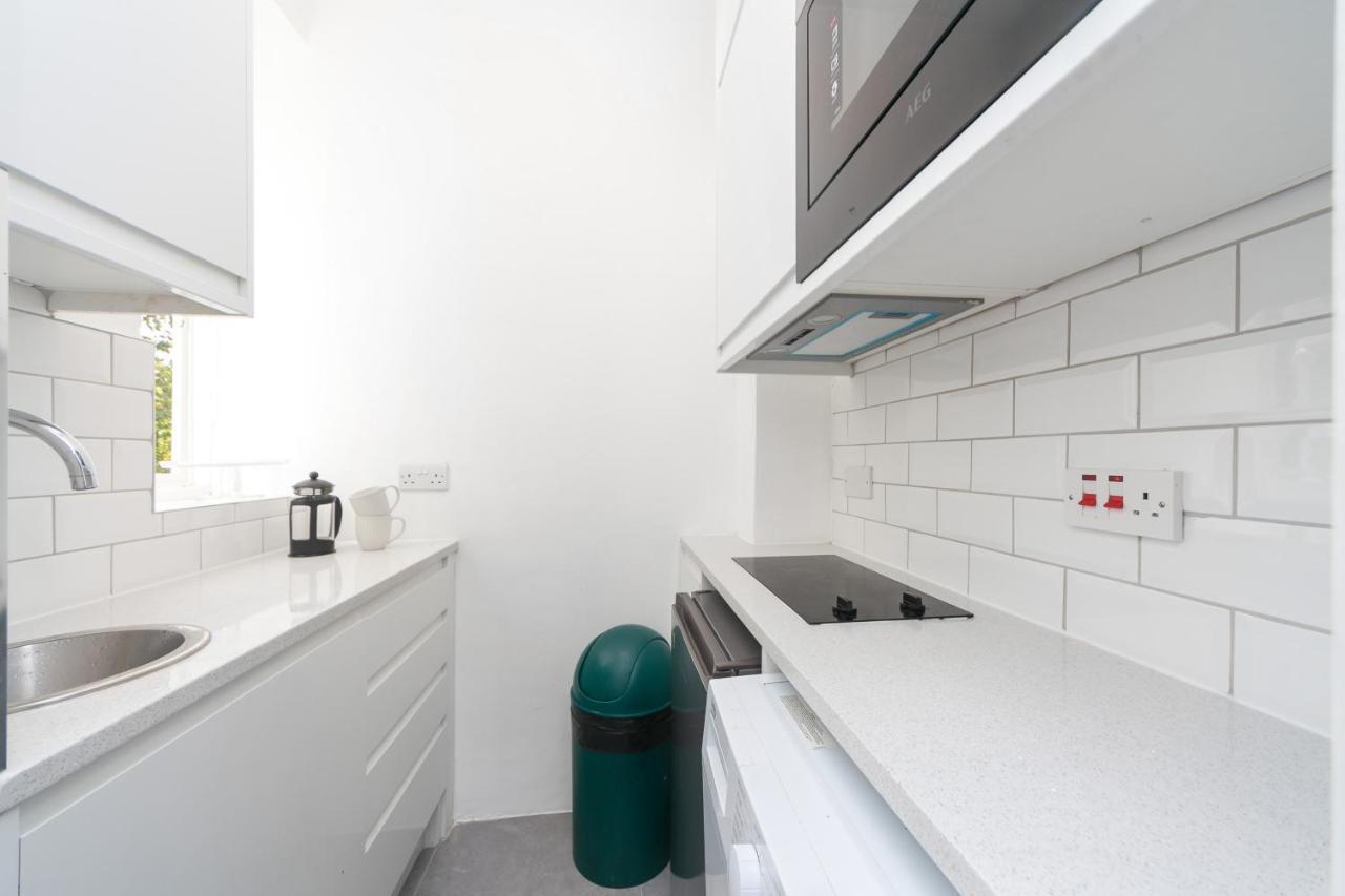 Beautifully Presented Centrally Located Studio Apartment London Exterior photo