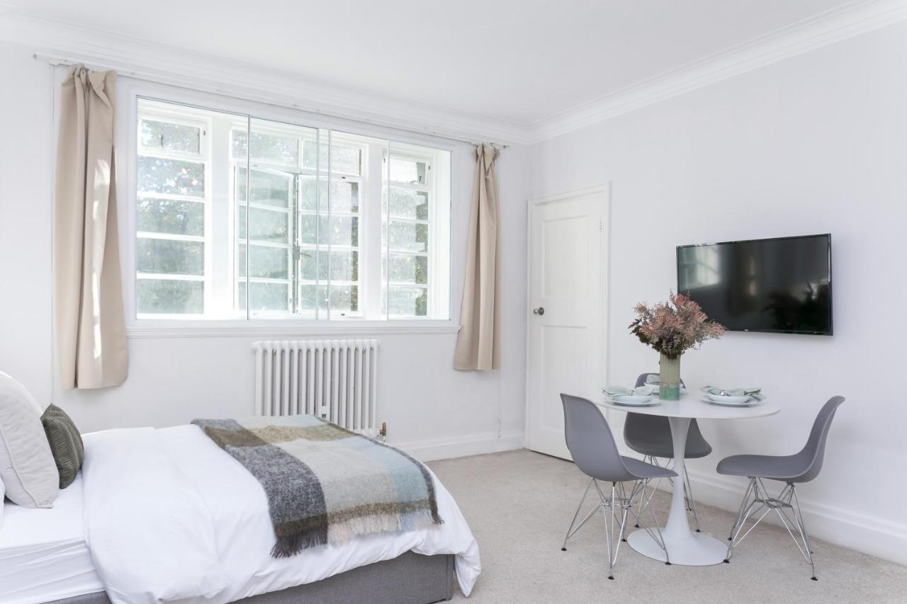 Beautifully Presented Centrally Located Studio Apartment London Exterior photo